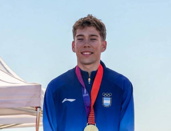 El ciclismo sanjuanino le dio dos medallas a Argentina: Oro para Mateo Kalejman y bronce para Delfina Dibella