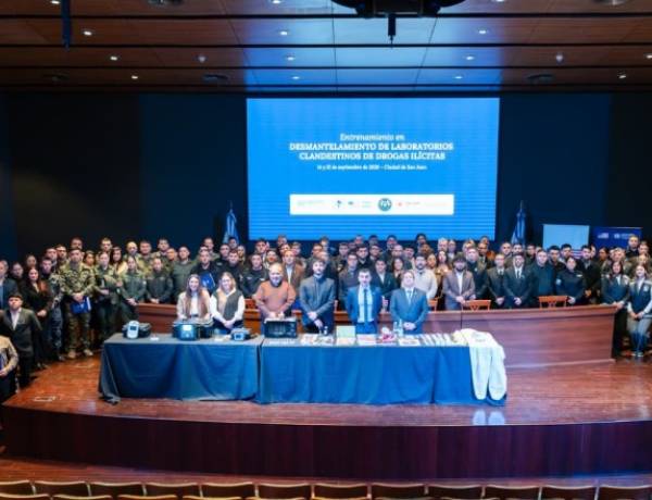 Efectivos de fuerzas de seguridad se capacitaron para fortalecer la respuesta ante drogas sintéticas