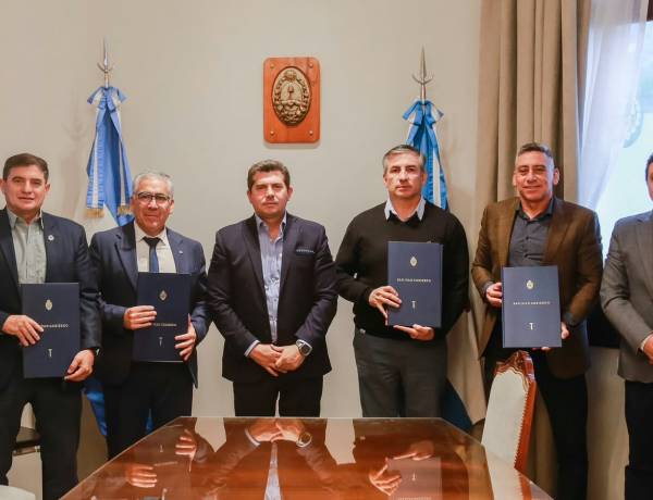 Orrego designó al nuevo subjefe de la Policía y confirmó al director de Protección Civil