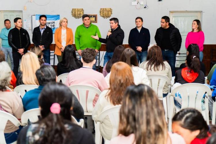 Marcelo Orrego y sus candidatos en Sarmiento: “Así como despertó Sarmiento y San Juan, tenemos que llevar a nuestros representantes a la Nación”