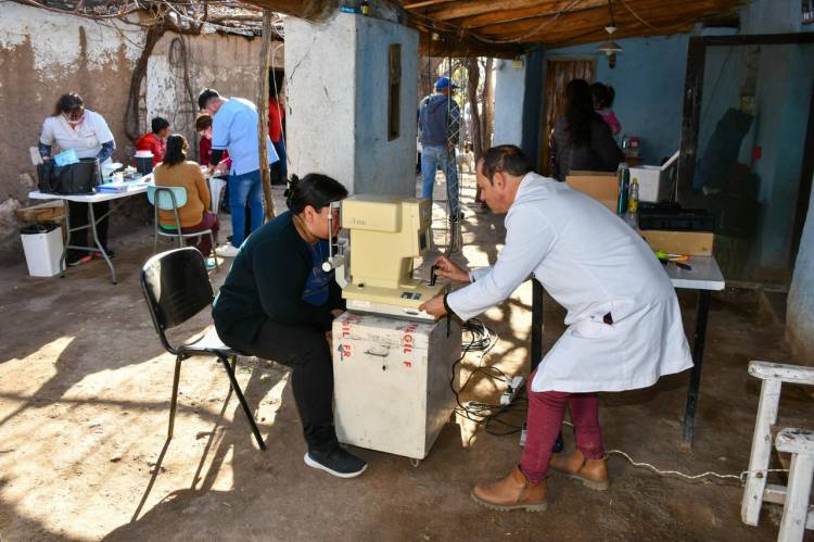 Salud despliega el primer operativo integral en Sierras de Rivero