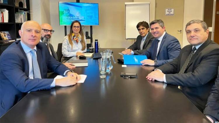 El Gobernador Marcelo Orrego se reunió con representantes de la UNOPS