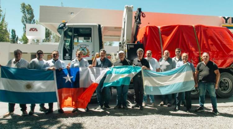 Histórico: un camión liviano con exportación a Chile cruzó a modo experimental por Agua Negra