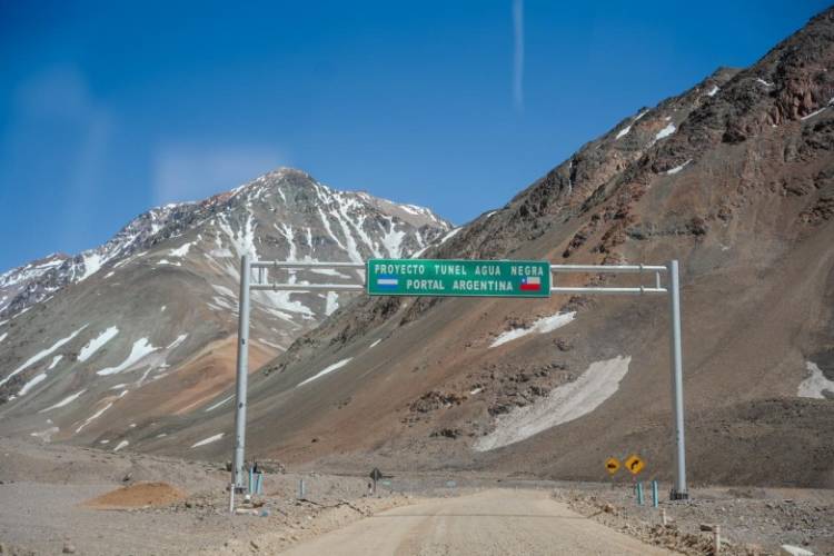 Histórico: Agua Negra superó las cien mil  personas que cruzaron el paso