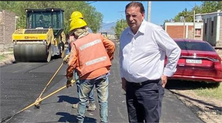 Albardón: el Intendente Abarca amenazó con la policía a integrantes del Gobierno de San Juan