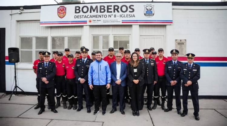 El Gobernador Orrego inauguró el nuevo destacamento Nº 8 de Bomberos en Iglesia