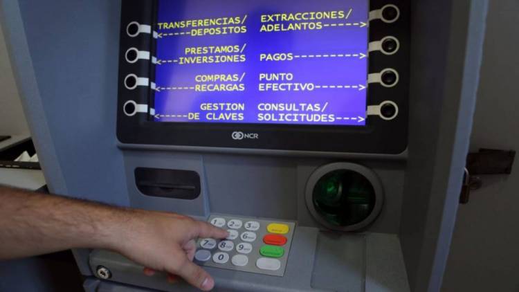 Los empleados públicos tendrán acreditados sus haberes el sábado 31 de mayo