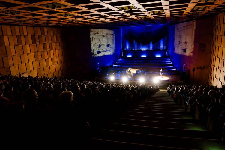 Emotiva Gala de la Independencia en el Auditorio Juan Victoria
