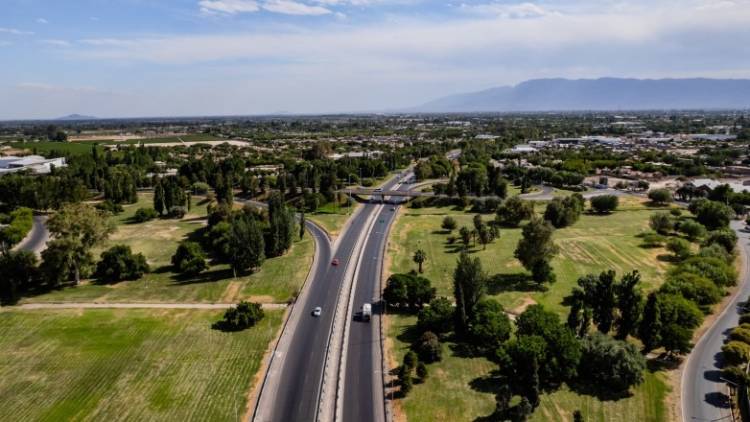 Nueva señalización digital en Avenida Circunvalación con tecnología de monitoreo en tiempo real