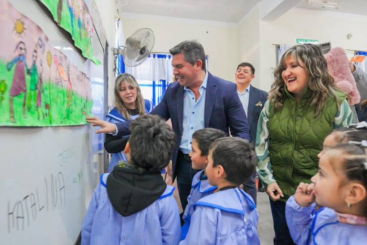 Histórico: Orrego inauguró en Mogna la primera escuela secundaria rural de San Juan