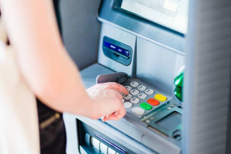 Los empleados públicos tendrán acreditados sus haberes el 30 de agosto