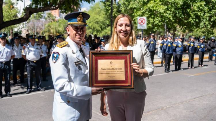 Se distinguió a la Policía Federal por su 204 aniversario