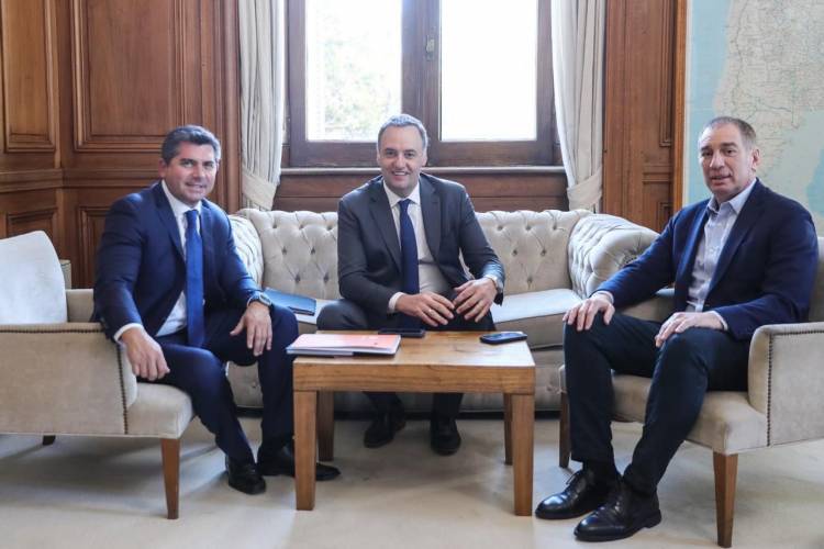 Orrego se reunió con Santilli: "El mejor aliado que puede tener un presidente son los gobernadores"