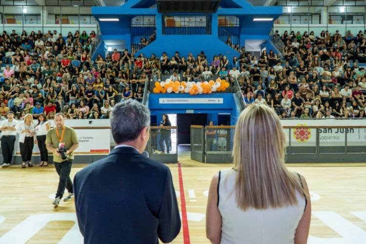 Más de dos mil personas recibieron una capacitación integral sobre las temáticas a trabajar en las colonias