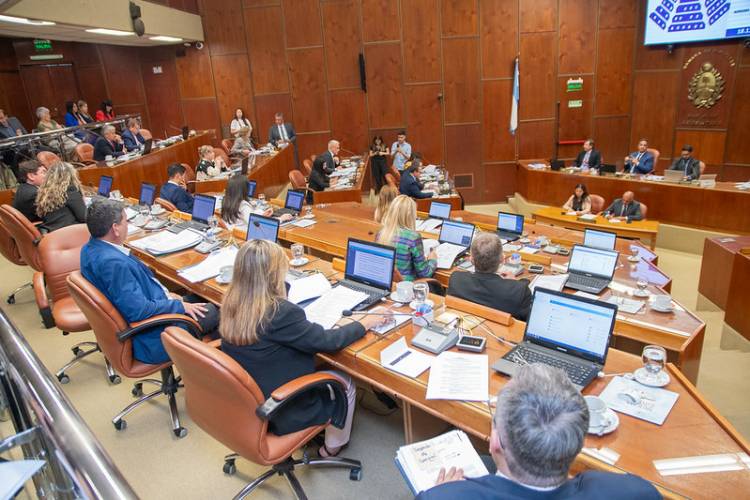 Cámara de Diputados: Aprobaron el Presupuesto 2026 y la expropiación del terreno de la futura  Zona Franca Jáchal 