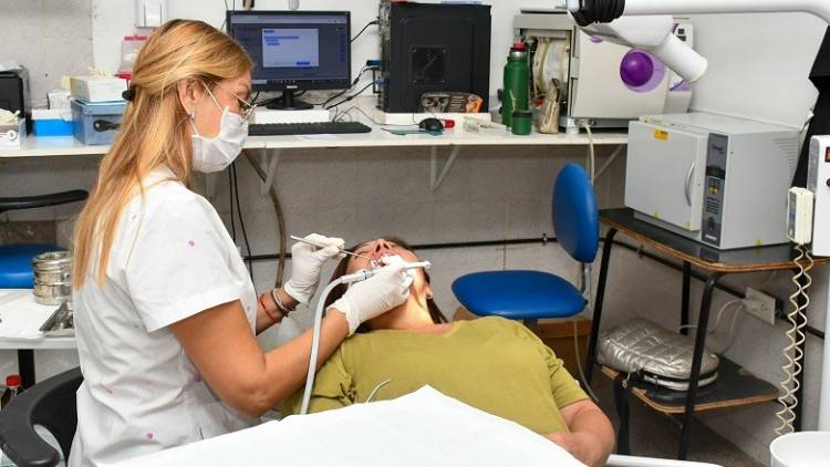 El Día Mundial de la Salud Bucodental se conmemora con actividades de prevención abiertas a la comunidad