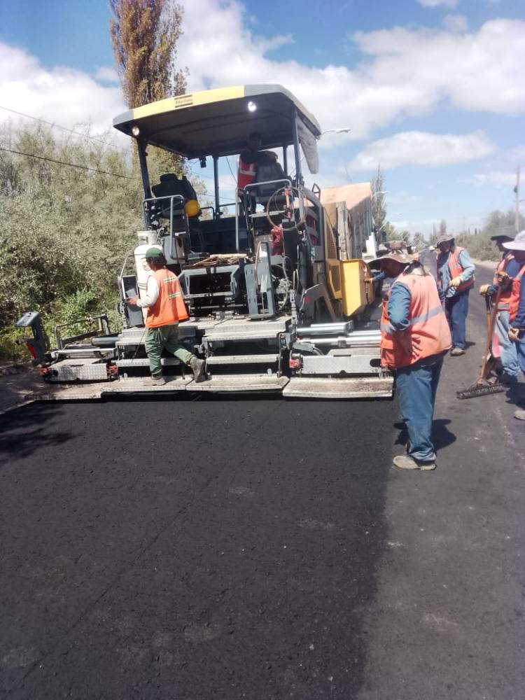 Obra de pavimentación en Jáchal: Calle Eugenio Flores habilitada para el transito normal