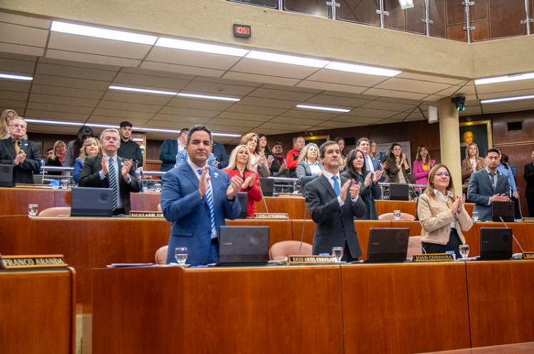 Tercera Sesión: la Legislatura aprobó convenios, programas sociales y proyectos de interés