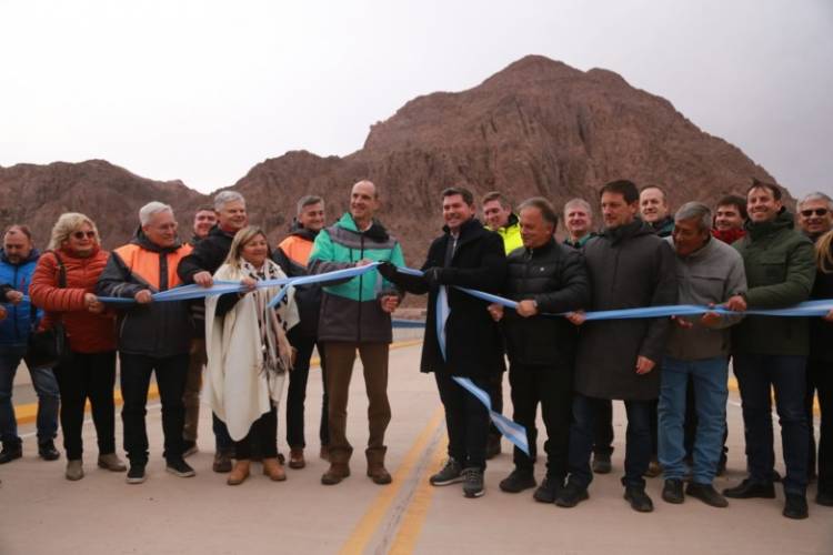 Calingasta: Orrego inauguró dos puentes para potenciar el desarrollo productivo