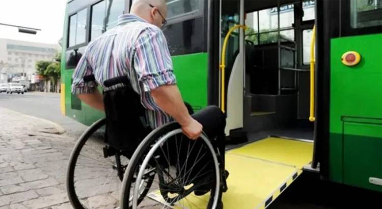 La Secretaría de Transporte ratificó que las personas con discapacidad seguirán viajando sin abonar pasaje