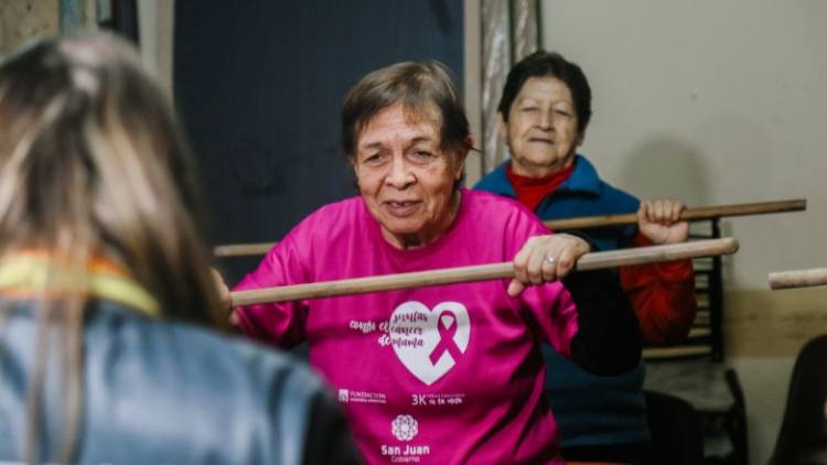 El programa Personas Mayores llega en forma gratuita a más de 40 centros deportivos en toda la provincia