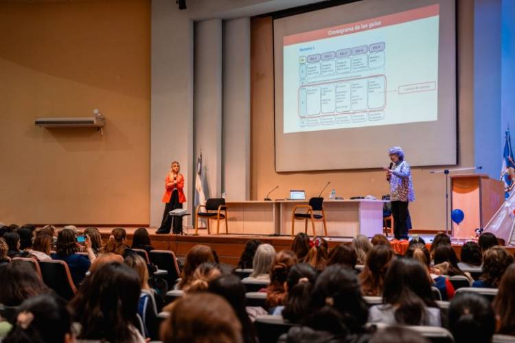 Las orientadoras pedagógicas son el motor silencioso del Comprendo y Aprendo
