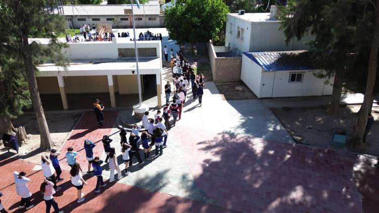Recomendaciones esenciales para saber cómo actuar antes, durante y después de un sismo
