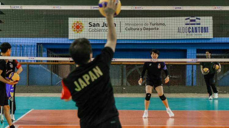 El Estadio Aldo Cantoni vuelve a vestirse de gala: la Selección Argentina de Vóleibol enfrenta a Japón B