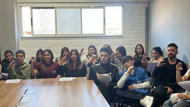 En el Festi Joven anunciarán los ganadores del Concurso Lengua de Señas