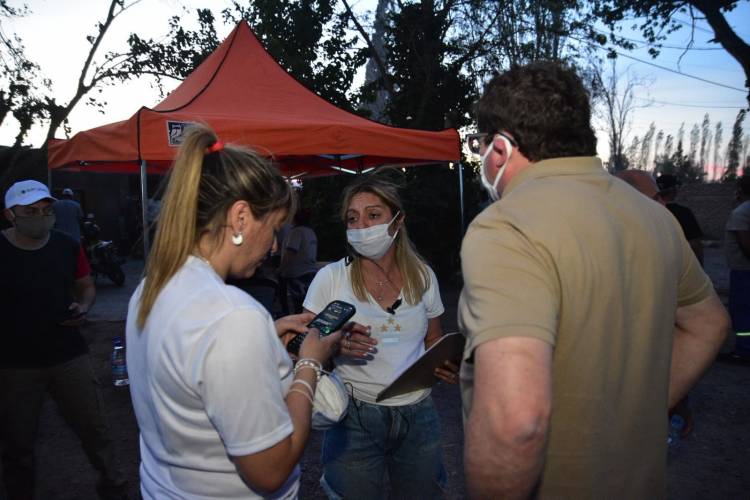 Apoyo y asistencia a las familias afectadas por los incendios