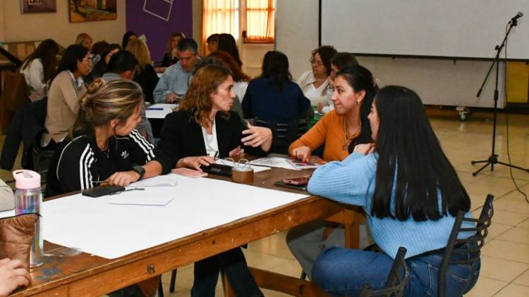 Salud Mental realizó el primer encuentro abierto para acompañar a familiares y referentes afectivos