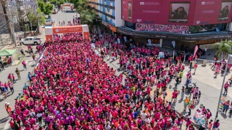 Crear conciencia es la meta: el lema de la Maratón contra el Cáncer de Mama